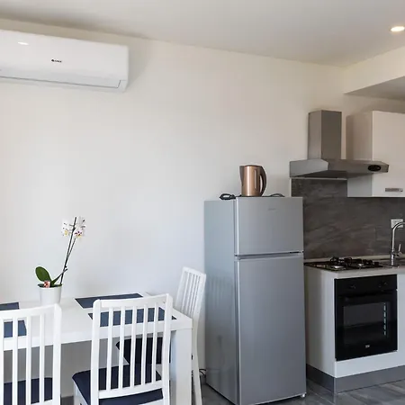 Begovi - One-bedroom Lilly Apartment Dubrovnik