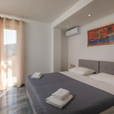 Begovi - One-bedroom Lilly